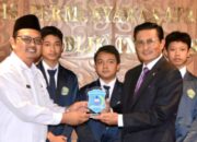 Fadel Muhammad : MTsN 1 Kota Tangsel Cetak Siswa Berprestasi Dunia