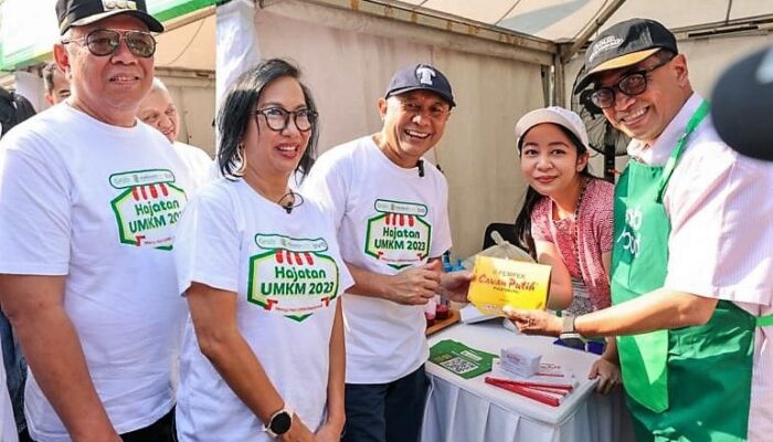 MenKopUKM Dukung Grab Tingkatkan UMKM Kuliner Go Digital dan Naik Kelas