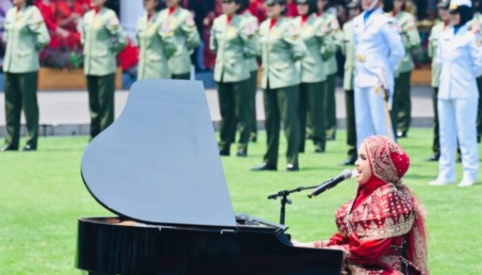 Dengan Rungkad Putri Ariani Sukses Goyang Istana Pada HUT Ke-78 RI