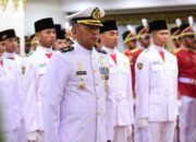 Tim Indonesia Jaya Bertugas pada Upacara Penurunan Bendera Sang Merah Putih di Istana Merdeka