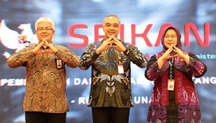 Bupati Zaki Launching Aplikasi Sistem Informasi Kearsipan Dinamis Terintegrasi