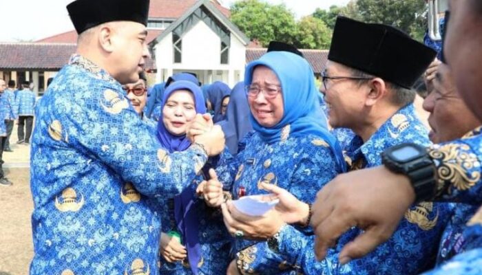 Hikmat dan Haru, Apel Terakhir Bupati Zaki Dihadiri Seluruh Pegawai