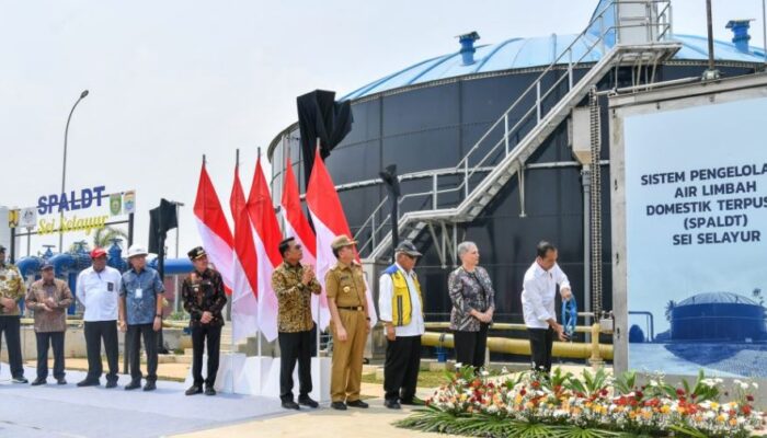 Presiden Jokowi Resmikan Installasi Sistem Pengelolaan Limbah Sei Selayur