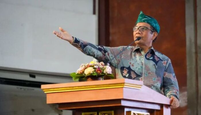 Profile Lengkap Riwayat Hidup dan Karir Mahfud MD Cawapres Ganjar Pranowo