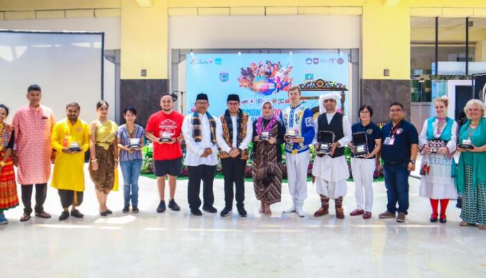 Wawali Tangsel Pilar Sambut 11 Delegasi Negara Peserta Indonesia International Culture Festival