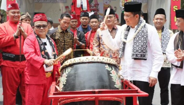 Pj Bupati Tangerang Hadiri Pesta Rakyat Betawi Tionghoa