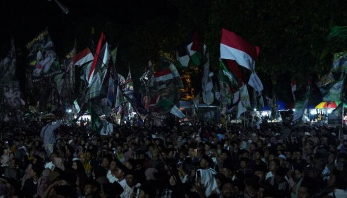 Ribuan Jamaah Banjiri Pengajian Akbar Bantul Bersholawat