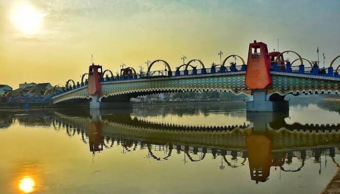 Jembatan Berendeng Sungai Cisadane Jadi Landmark Ikonik di Kota Tangerang