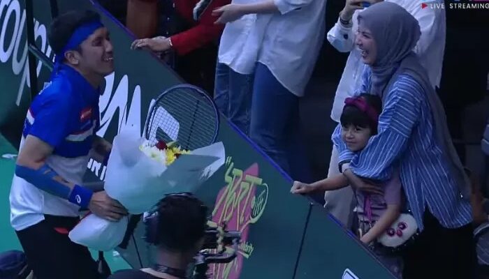 Momen Desta Disemangati Mantan Istri di Lapangan Tenis, Natasha Rizky Tolak Salaman