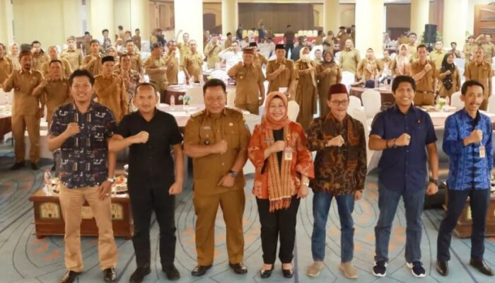 Pj Sekda Banten Virgojanti: Kepala Desa Harus Adaptif Terhadap Perkembangan Baru