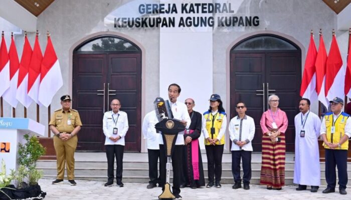 Resmikan Gereja Katedral Kupang, Jokowi: Manfaatkan Juga Bagi Kegiatan Sosial Kemasyarakatan