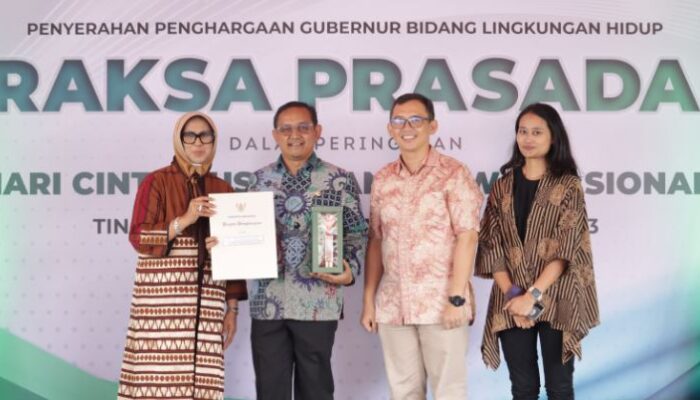 Terbaik Dokumen Informasi Kinerja LH, Pemkab Bandung Raih Penghargaaan Raksa Prasada 2023