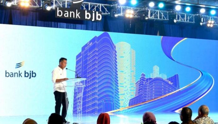 Komitmen Bank BJB Dukung Sektor UMKM Diapresiasi PJ Gubernur Jabar Bey Machmudin