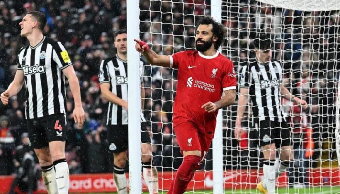 Liverpool Gunduli Newcastle United 4-2 di Anfield