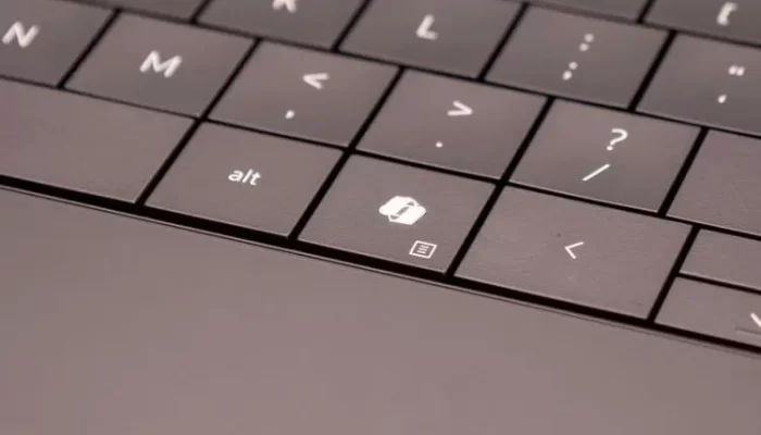 Microsoft Rilis Tombol Copilot di Keyboard Windows untuk Menyokong Era PC Berbasis AI