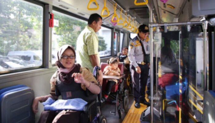 Yuk! Intip Fasilitas Bus Sekolah Berkebutuhan Khusus Milik Pemprov DKI