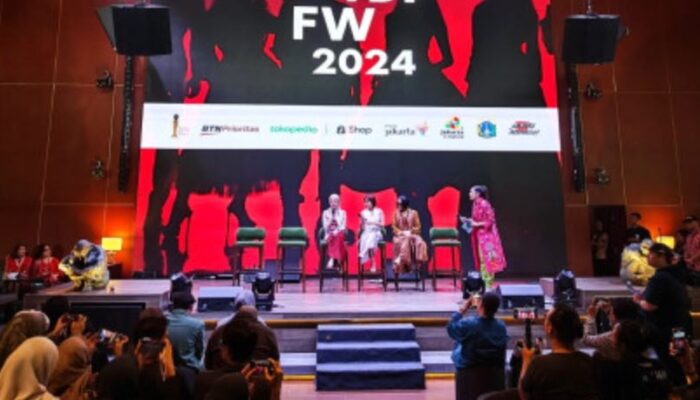 Indonesia Fashion Week (IFW) 2024, Kreasi Mode Terbaru dan Kekayaan Budaya Jakarta