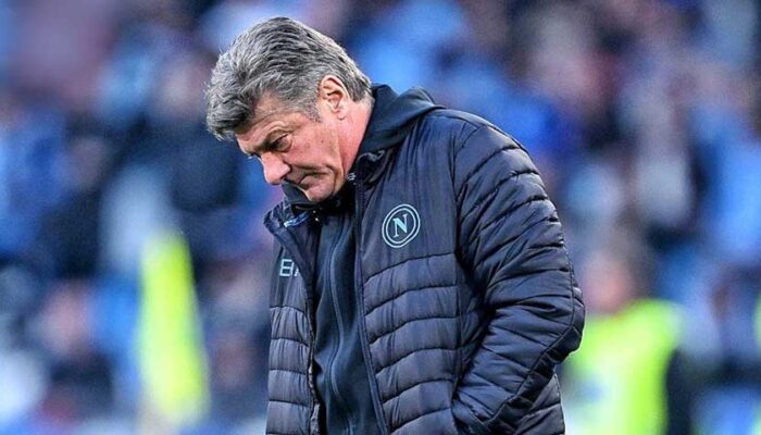 Napoli Pecat Pelatih Walter Mazzarri Setelah Musim yang Sulit