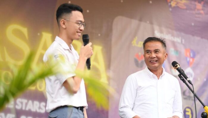 Pesan Inspiratif Bey Machmudin untuk Siswa SMA/SMK: Berani Merantau demi Masa Depan Cerah