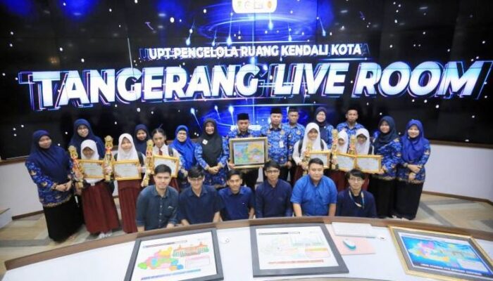 Pj Wali Kota Tangerang Beri Penghargaan pada Pemenang Lomba Mewarnai Peta Informasi Geospasial