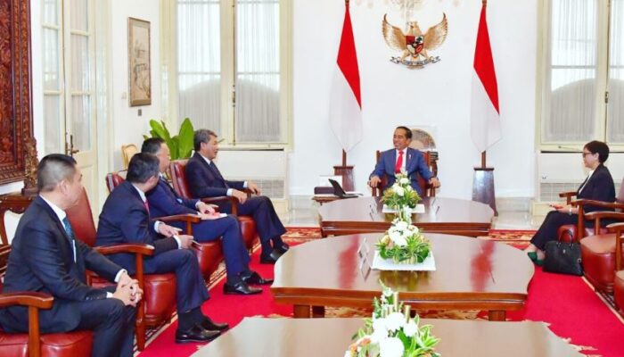 Terima Kunjungan Menlu Malaysia, Presiden Jokowi Bahas Isu Bilateral hingga Internasional