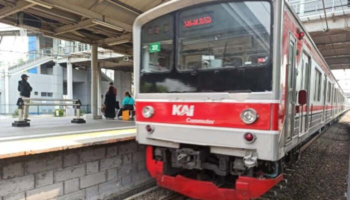 Berbuka Puasa di Dalam KAI Commuter Line, Inilah Kebijakan Khusus Selama Ramadan