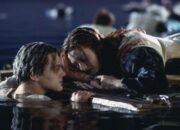 Fantastis! Properti Pintu yang Buat Rose Selamat di Film Titanic Berhasil Terjual 11 Miliar