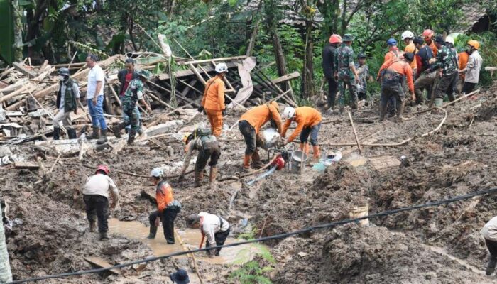 Kondisi Terkini Bencana Banjir dan Longsor Di Bandung Barat