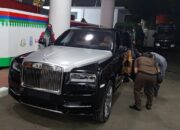 Kejagung Sita Mobil Mewah Rolls Royce Sandra Dewi dalam Kasus Korupsi Timah