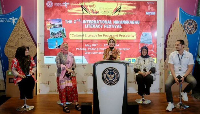 The 2nd International Minangkabau Literacy Festival 2024: Memperkenalkan Literasi dan Budaya Antar Bangsa