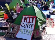 Unjuk Rasa Mahasiswa Pro-Palestina Meluas di Amerika, Polisi Tangkap Puluhan Orang