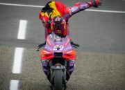 Pertarungan Epik di Michelin Grand Prix de France: Martin mengalahkan Marc Marquez dan Bagnaia di MotoGP