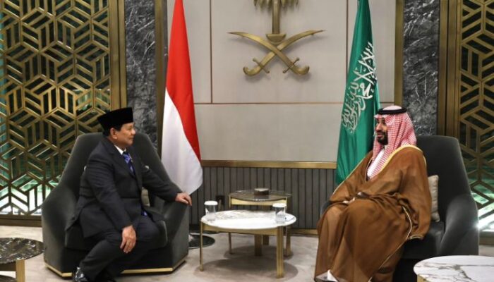 Menteri Pertahanan RI Prabowo Subianto Kunjungi Arab Saudi, Bahas Hubungan Bilateral dan Situasi Palestina