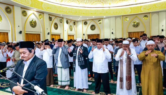 Wali Kota Tangsel Ajak Doakan Jemaah Haji di Iduladha 1445 H
