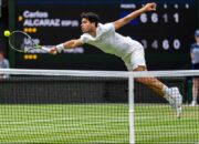 Carlos Alcaraz Kalahkan Ugo Humbert dalam Pertarungan Sengit di Wimbledon