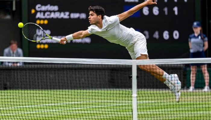 Carlos Alcaraz Kalahkan Ugo Humbert dalam Pertarungan Sengit di Wimbledon