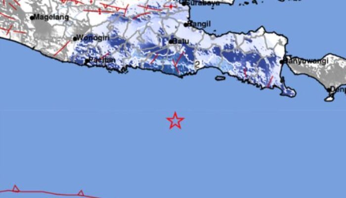 Gempa Hari Ini Magnitudo 4.9 Mengguncang Tenggara Kabupaten Malang