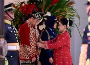 Makna Baju Adat Banjar yang dikenakan Presiden Jokowi pada Upacara Penurunan Bendera Merah Putih Di IKN