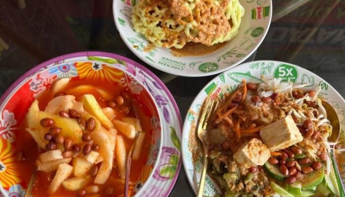 Asinan Legendaris Warung Sudi Mampir Hj. Sofy di Tangerang