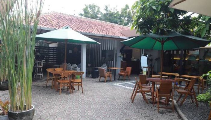 Halaman 35 Coffee: Tempat Nongkrong Semi Garden Terbaik di Kota Tangerang