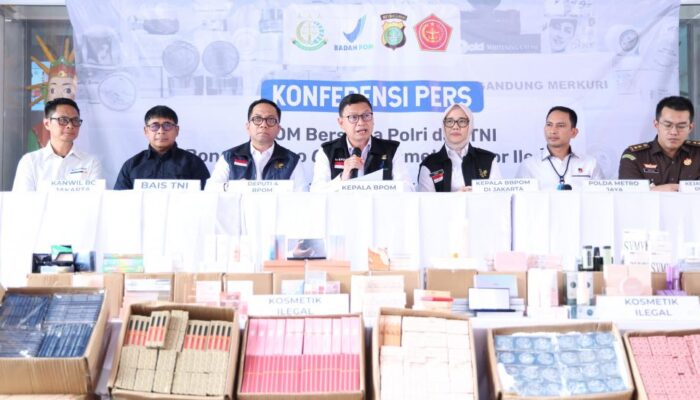 BBPOM Jakarta Gerebek Toko Online Jual Kosmetik Ilegal: 152.744 Item Disita