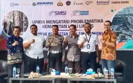 Kemacetan Jakarta Sebabkan Kerugian Rp100 Triliun, Dampaknya pada Kesehatan dan Lalu Lintas