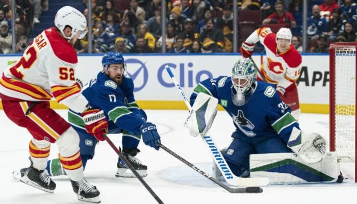 Vancouver Canucks Menang 3-1 atas Calgary Flames, Pettersson dan Brannstrom Bintang Utama