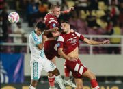 Sananta Kartu Merah di Laga Persis Solo vs PSBS Biak: Laga Seru Liga 1 2024-2025 Berakhir 1-1