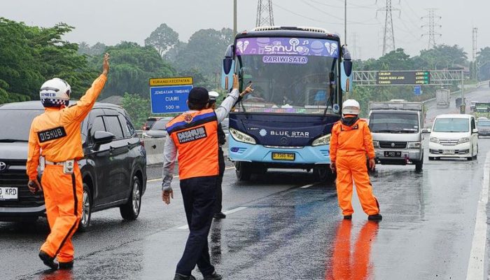 Inilah Pengaturan Lalu Lintas One Way dan Contra Flow Saat Libur Panjang Isra Mikraj dan Imlek 2025