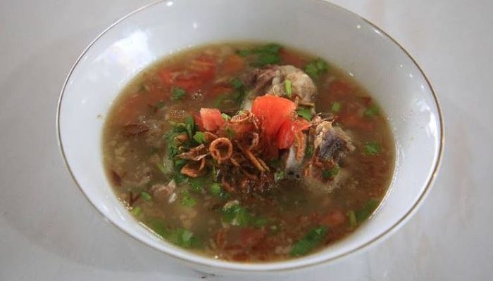 Juragan Sop Tangerang: Nikmati Sop Lezat dengan Suasana Tradisional yang Cozy!