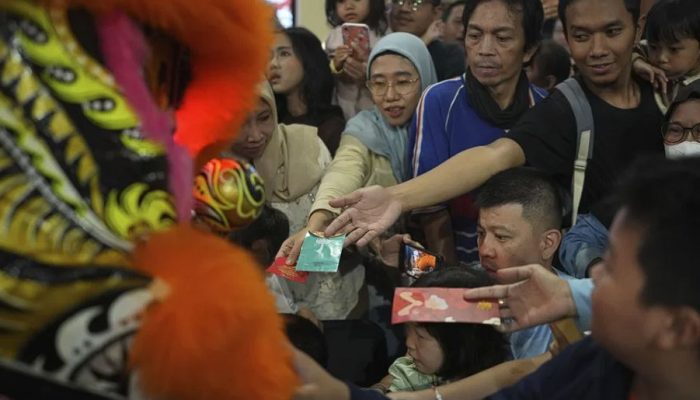 Tahun Baru Imlek di Bogor: Tradisi yang Meriah Dari Wayang Naga Hingga Gendang