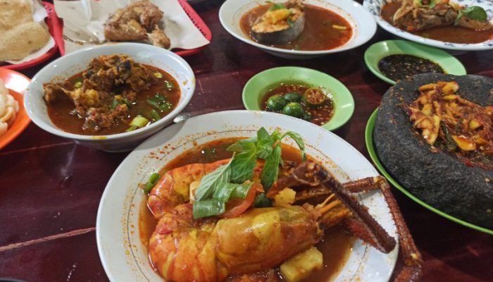 Pindang Pegagan Mbok Yah: Kuliner Legendaris Palembang dengan Rasa yang Tak Tertandingi