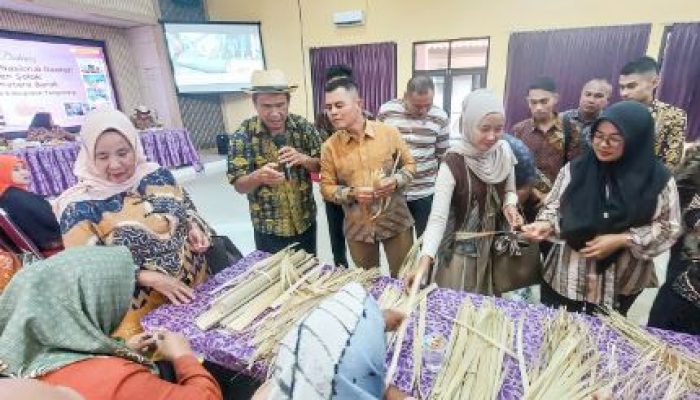 Dekranasda Kabupaten Solok Studi Banding Kerajinan Unggulan di Kecamatan Jambe Tangerang