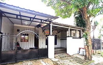 Dijual Rumah Strategis di Vila Dago Pamulang Pinggir jalan raya 000